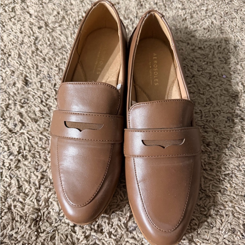AEROSOLES Men's Tan Loafers